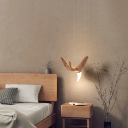 Готовая Комбинация Из Подвесных Светильников Виде Деревянных Птиц Со Светящимися Клювами С Дополнительным Световым Элементом В Потолочном Креплении Hansy More