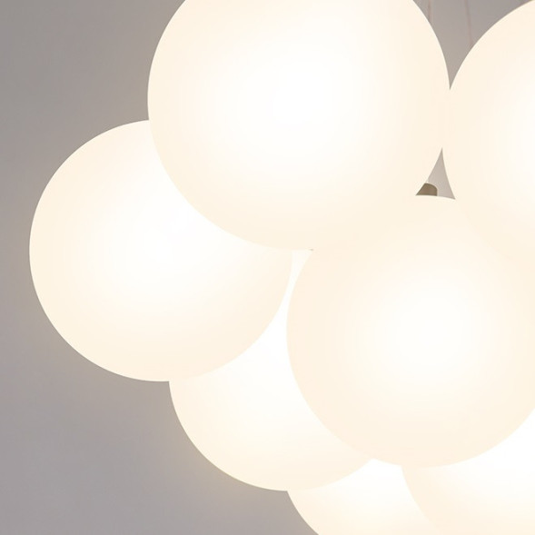 Комбинация Подвесных Светильников С Плафонами Шарообразной Формы Maybel