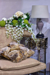 Лампа настольная (бежевый абажур)