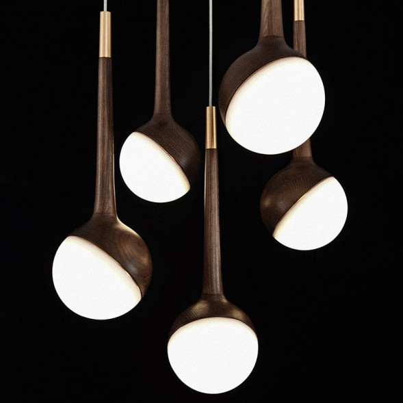 Готовая Комбинация Светодиодных Светильников С Шарообразными Плафонами Внутри Деревянного Каркаса Agnis More