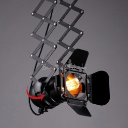 Светильник настенно-потолочный 7210-1w