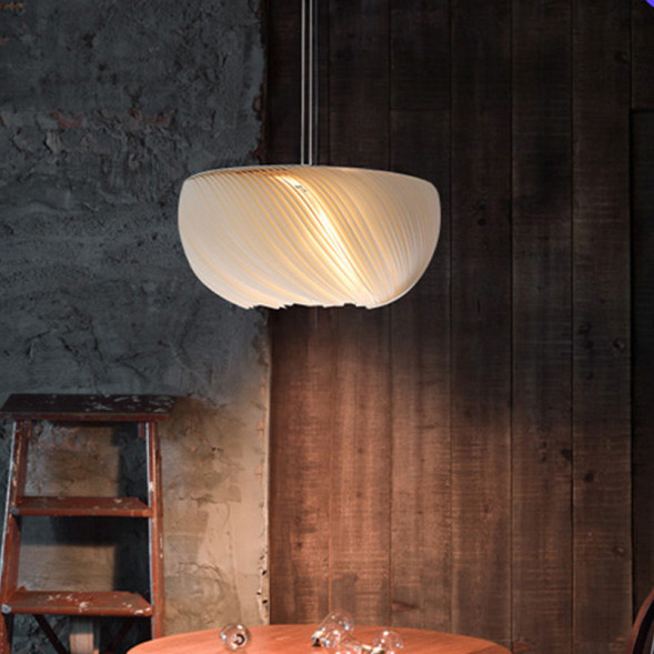 Дизайнерская Люстра С Абажуром Из Веера Пластичных Секций, Образующих Объёмную Композицию Twist